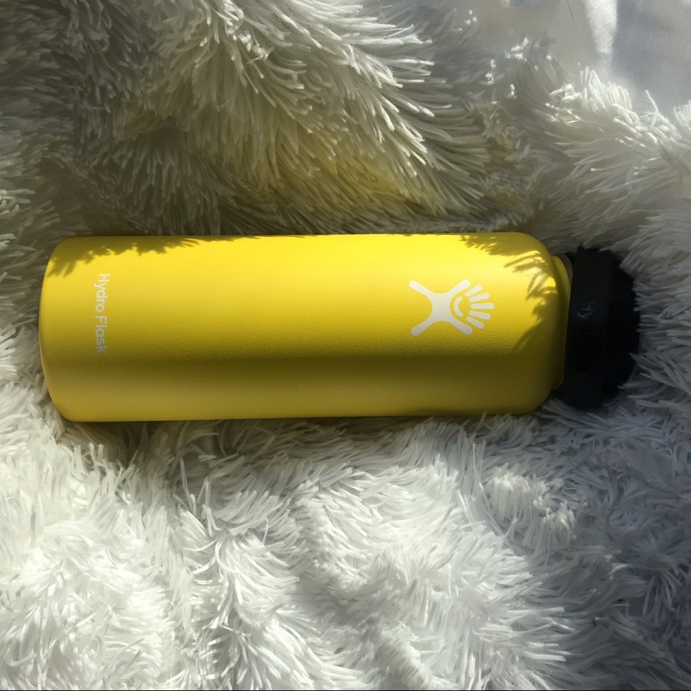 NWOT HydroFlask 40oz Waterbottle